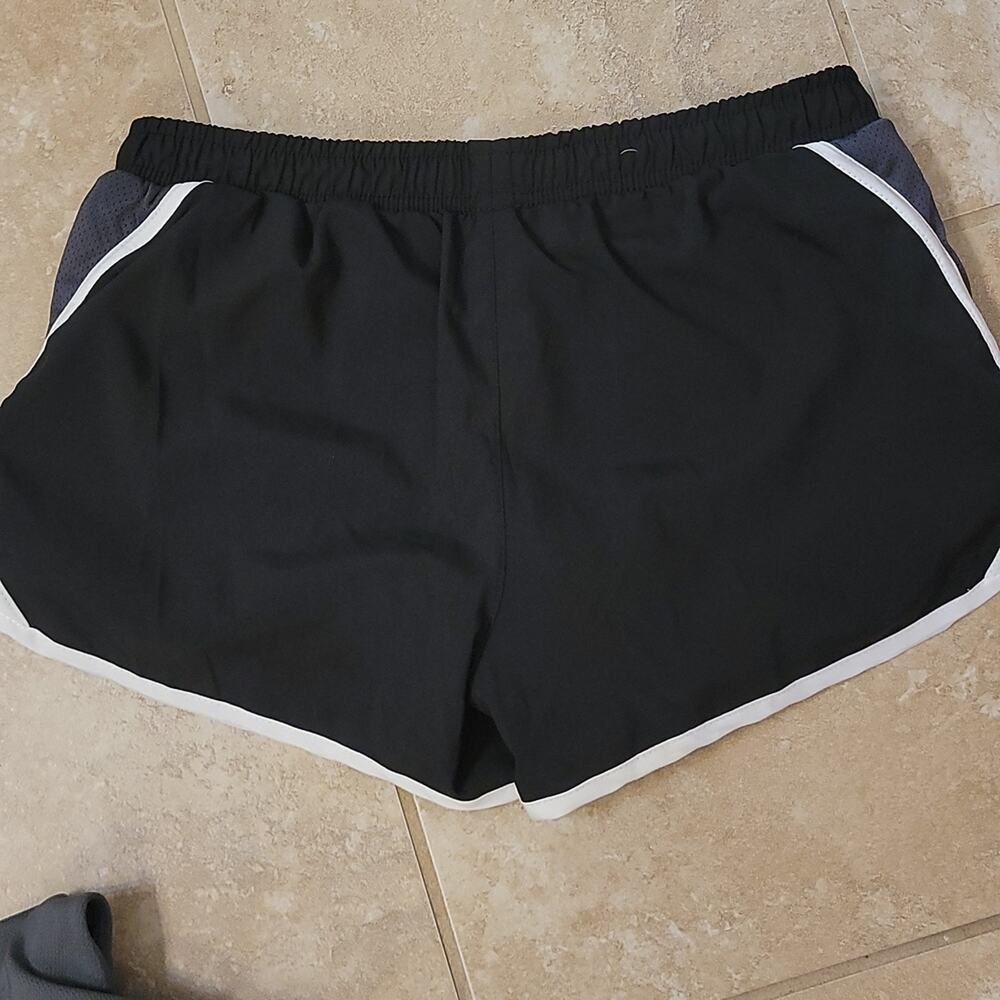 Old Navy Running Shorts XS - Picture 6 of 10